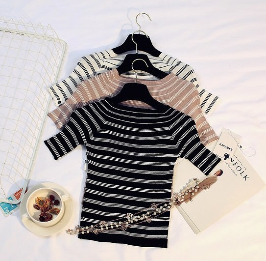 レディース　カットソー　ニット　半袖　ショートスリーブ　ラウンドネック　人気　春　夏物　女性　大人　カジュアル　キュート　可愛い　フェミニン　上品　おしゃれ　ファッション　ホワイト　ブラック　ピンク　フリーサイズ　ワンサイズ　送料無料