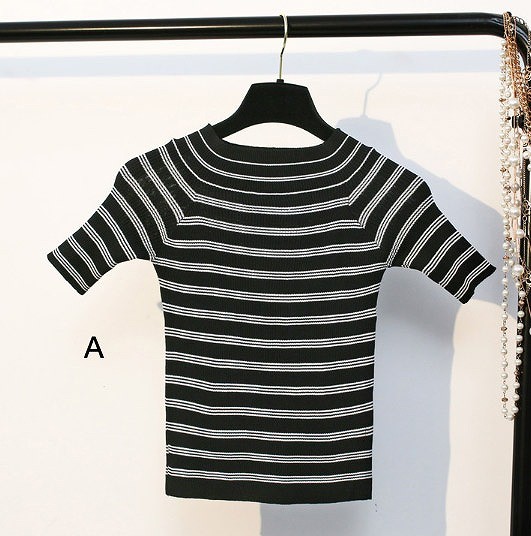 レディース　カットソー　ニット　半袖　ショートスリーブ　ラウンドネック　人気　春　夏物　女性　大人　カジュアル　キュート　可愛い　フェミニン　上品　おしゃれ　ファッション　ホワイト　ブラック　ピンク　フリーサイズ　ワンサイズ　送料無料