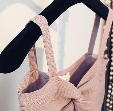 レディース　キャミソール　トップス　カットソー　ソリッドカラー　人気　春　夏物　女性　大人　カジュアル　キュート　可愛い　フェミニン　上品　おしゃれ　ファッション　ピンク　ブラウン　レッド　ホワイト　ブラック　フリーサイズ　ワンサイズ　送料無料