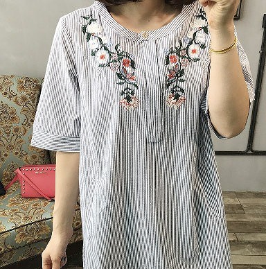 レディース　花柄　刺繍　ひざ上丈　ショート丈　ワンピース　ストライプ　半袖　人気　春物　夏物　女性　大人　カジュアル　キュート　可愛い　フェミニン　おしゃれ　ファッション　グレー　ピンク　ブルー　フリーサイズ　ワンサイズ　送料無料