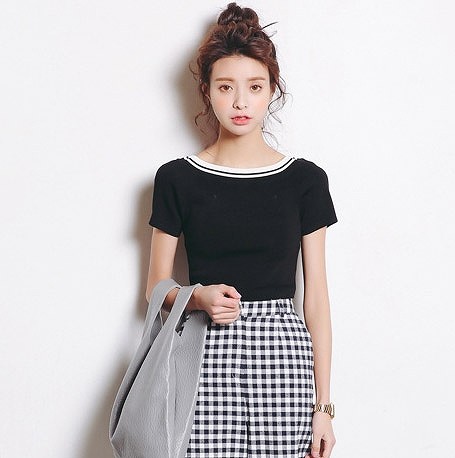 レディース　カットソー　ニット　セーター　半袖　ラウンドネック　トップス　人気　春　夏物　女性　大人　カジュアル　キュート　可愛い　フェミニン　おしゃれ　ファッション　ブルー　ピンク　パープル　ブラック　ネイビー　フリーサイズ　ワンサイズ　送料無料