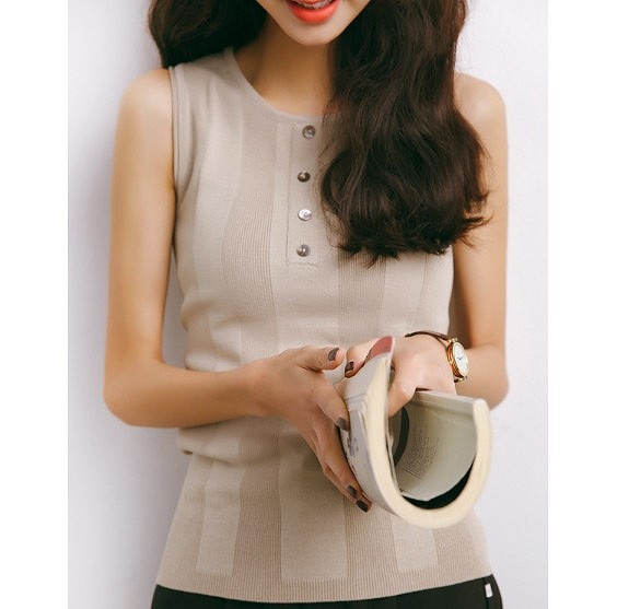 レディース　ニット　カットソー　タンクトップ　ノースリーブ　ベスト　トップス　春物　夏物　女性　大人　カジュアル　可愛い　フェミニン　おしゃれ　ファッション　ベージュ　フリーサイズ　ワンサイズ　送料無料