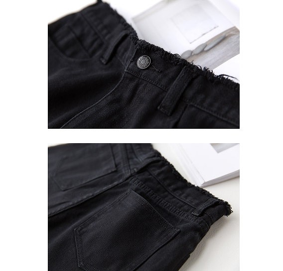 レディース　デニム　ショートパンツ　短パン　ジーンズ　ショーパン　切りっぱなし　人気　春物　夏物　女性　大人　カジュアル　キュート　可愛い　フェミニン　セクシー　おしゃれ　ファッション　ブラック　ホワイト　黒　白　S　M　L　サイズ　送料無料