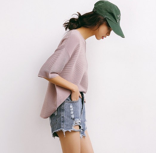 レディース　クラッシュ加工　ダメージ　デニム　ショートパンツ　短パン　ジーンズ　ショーパン　切りっぱなし　人気　春物　夏物　女性　大人　カジュアル　キュート　可愛い　フェミニン　セクシー　おしゃれ　ファッション　ブルー　S　M　L　サイズ　送料無料