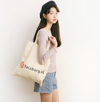 レディース　デニム　ショートパンツ　短パン　ジーンズ　ショーパン　切りっぱなし　人気　春物　夏物　女性　大人　カジュアル　キュート　可愛い　フェミニン　セクシー　おしゃれ　ファッション　ブルー　S　M　L　サイズ　送料無料