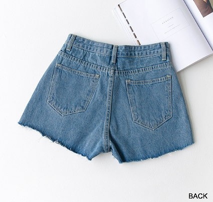 レディース　デニム　ショートパンツ　短パン　ジーンズ　ショーパン　切りっぱなし　人気　春物　夏物　女性　大人　カジュアル　キュート　可愛い　フェミニン　セクシー　おしゃれ　ファッション　ブルー　S　M　L　サイズ　送料無料