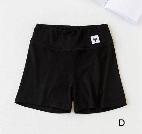 レディース　ショートパンツ　短パン　ショーパン　ホットパンツ　ヨガパンツ　人気　春物　夏物　女性　大人　カジュアル　キュート　可愛い　フェミニン　セクシー　おしゃれ　ファッション　ホワイト　グレー　ブラック　フリーサイズ　ワンサイズ　送料無料