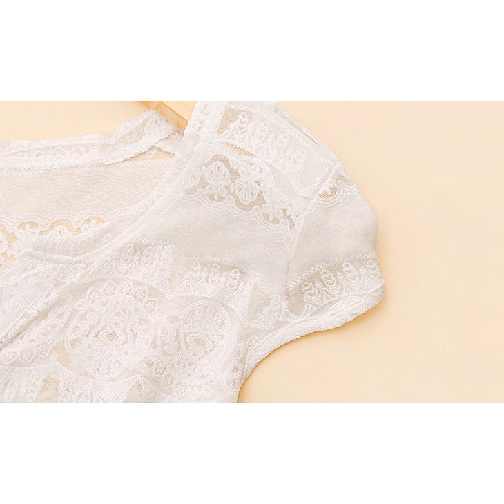 レディース　トップス　Tシャツ　Ｖネック　ボタン　半袖　プリント　レース　カラフル　華やか　カジュアル　大人可愛い　フェミニン　デート　お出かけ　普段着　送料無料