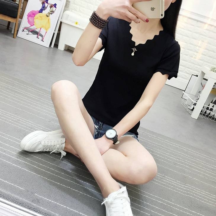 レディース　トップス　Tシャツ　半袖　無地　ボーダー　Ｖネック　スカラップネック　綿　コットン　シンプル　スリム　カジュアル　大人可愛い　フェミニン　デート　お出かけ　普段着　ホワイト　ブラック　送料無料