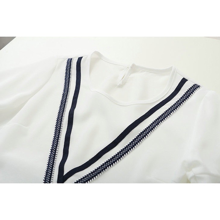 レディース　トップス　Tシャツ　半袖　フレア袖　シフォン　シンプル　ライン　カジュアル　大人可愛い　フェミニン　デート　お出かけ　普段着　ホワイト　送料無料