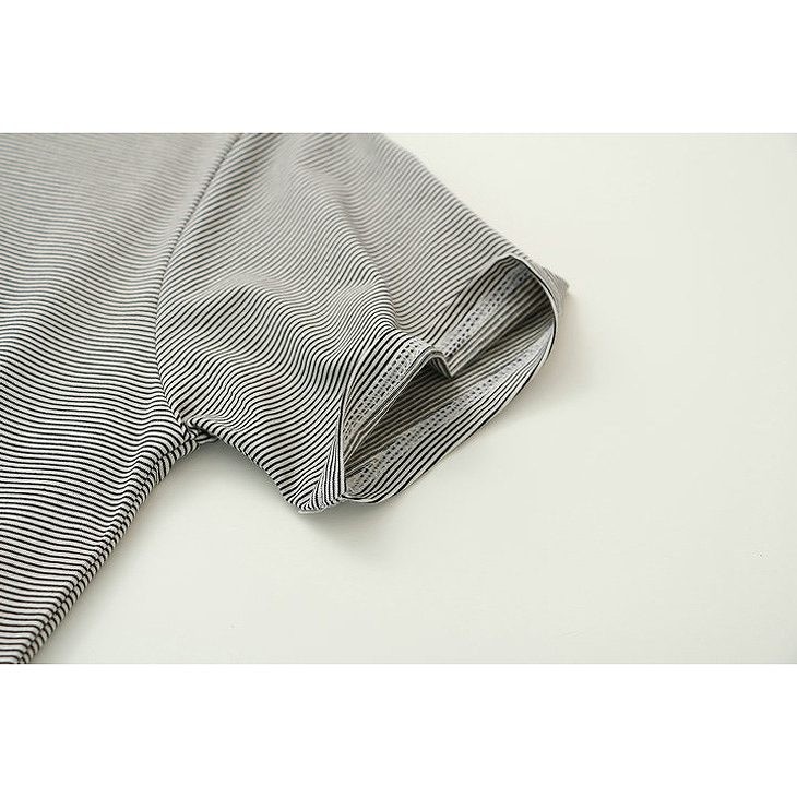 レディース　トップス　Tシャツ　半袖　ストライプ　プリント　スリム　カジュアル　大人可愛い　フェミニン　デート　お出かけ　普段着　送料無料