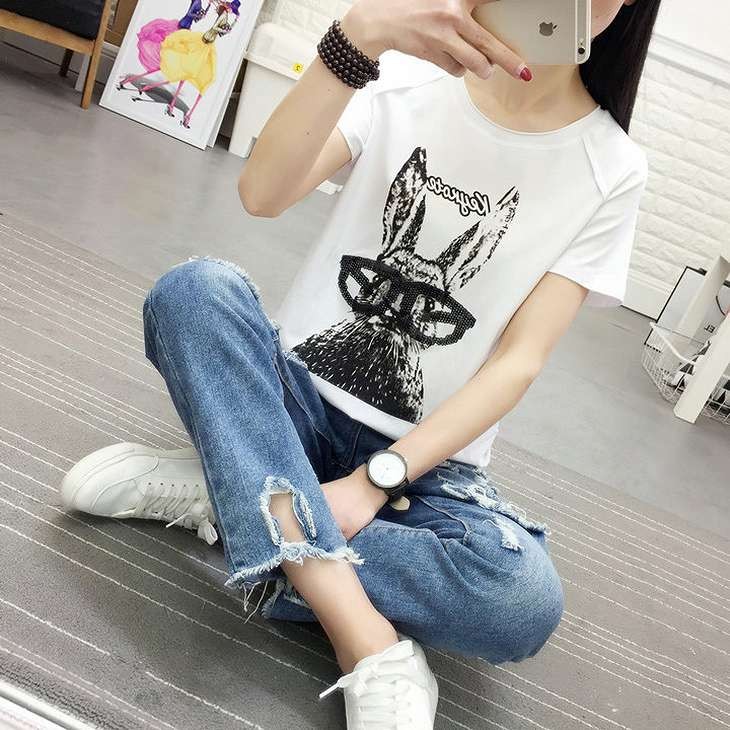 レディース　トップス　Tシャツ　半袖　プリント　ウサギ　コットン　綿　プリーツ　カジュアル　大人可愛い　フェミニン　デート　お出かけ　普段着　ホワイト　白　ブラック　黒　送料無料