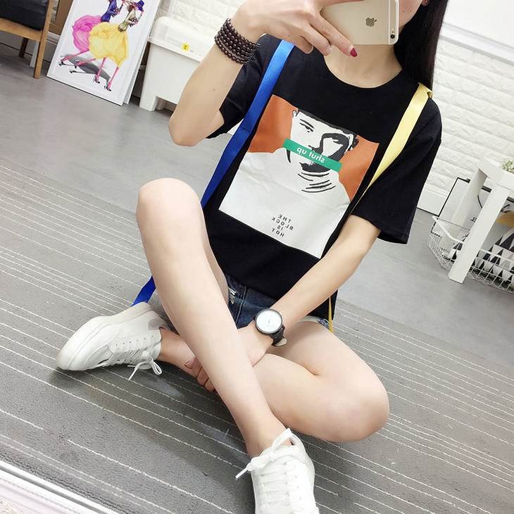 レディース　トップス　Tシャツ　半袖　プリント　肖像画　リボン　綿　カジュアル　大人可愛い　フェミニン　デート　お出かけ　普段着　ホワイト　白　ブラック　黒　送料無料