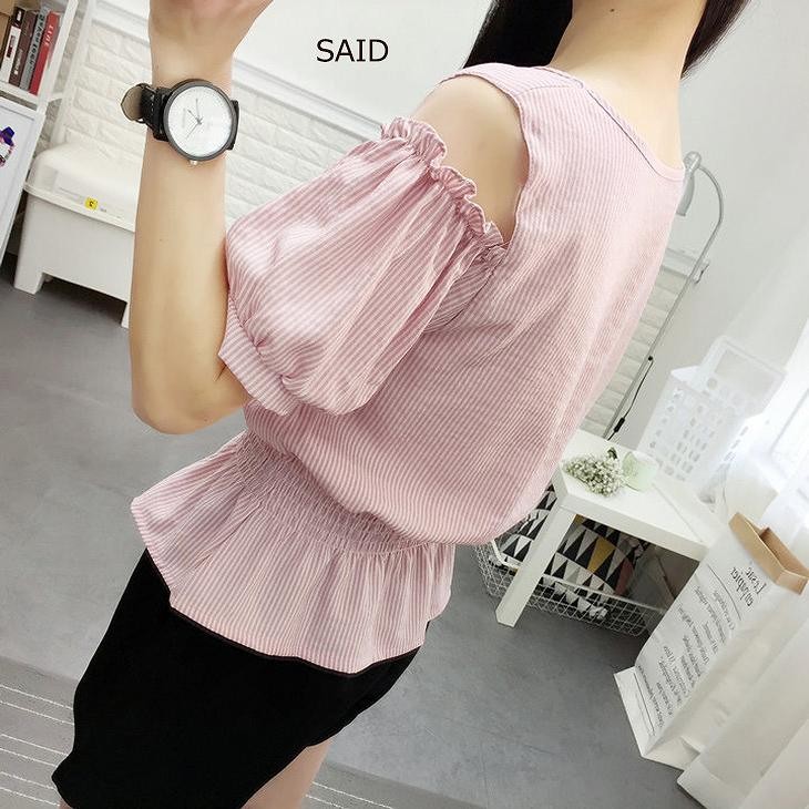 レディース　トップス　Tシャツ　半袖　ストライプ　肩だし　肩あき　フラウンス　綿　シンプル　カットソー　カジュアル　大人可愛い　フェミニン　おしゃれ　デート　お出かけ　普段着　ホワイト　白　ピンク　レッド　送料無料