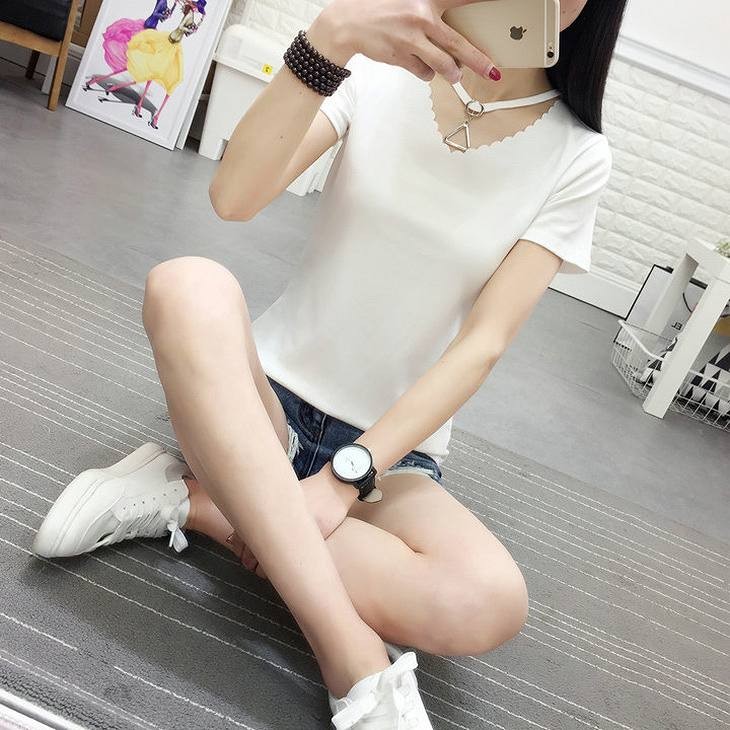 レディース　トップス　Tシャツ　カットソー　Vネック　半袖　無地　シンプル　大きいサイズ　カジュアル　大人可愛い　デート　お出かけ　デイリー　レッド　ホワイト　イエロー　ブラック　送料無料