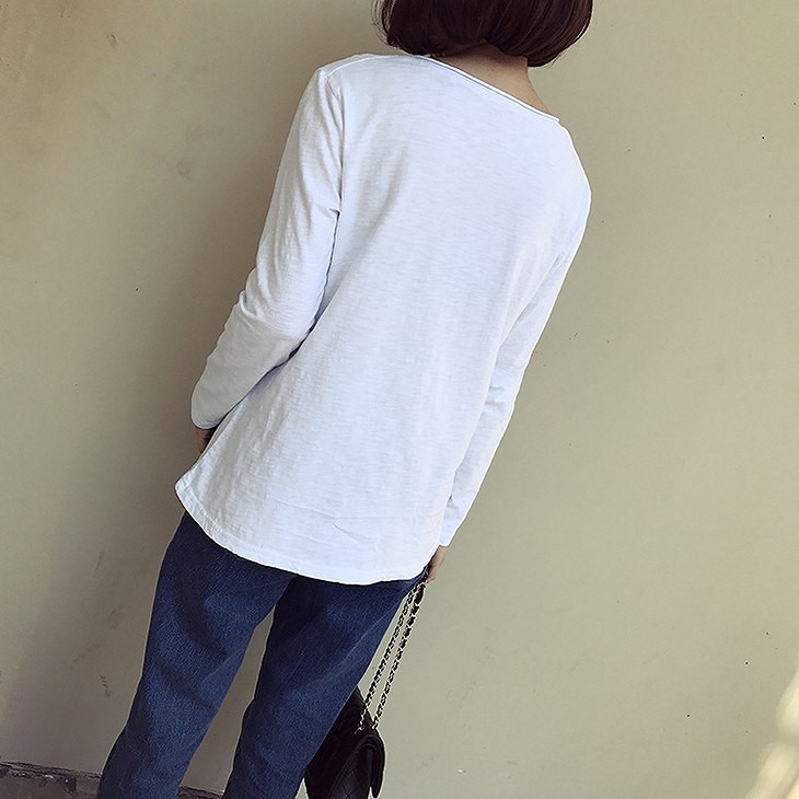 レディース　トップス　Tシャツ　長袖　無地　ウォッシュ加工　カットソー　綿100％　コットン　シンプル　ゆったり　おしゃれ　カジュアル　大人可愛い　フェミニン　デート　お出かけ　普段着　フリーサイズ　ブラック　黒　グレー　ホワイト　送料無料