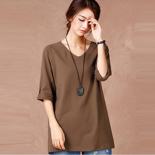 レディース　トップス　Tシャツ　無地　カットソー　Vネック　5分袖　シンプル　大きいサイズ　カジュアル　大人可愛い　フェミニン　オフィス　通勤　OL　デート　お出かけ　送料無料