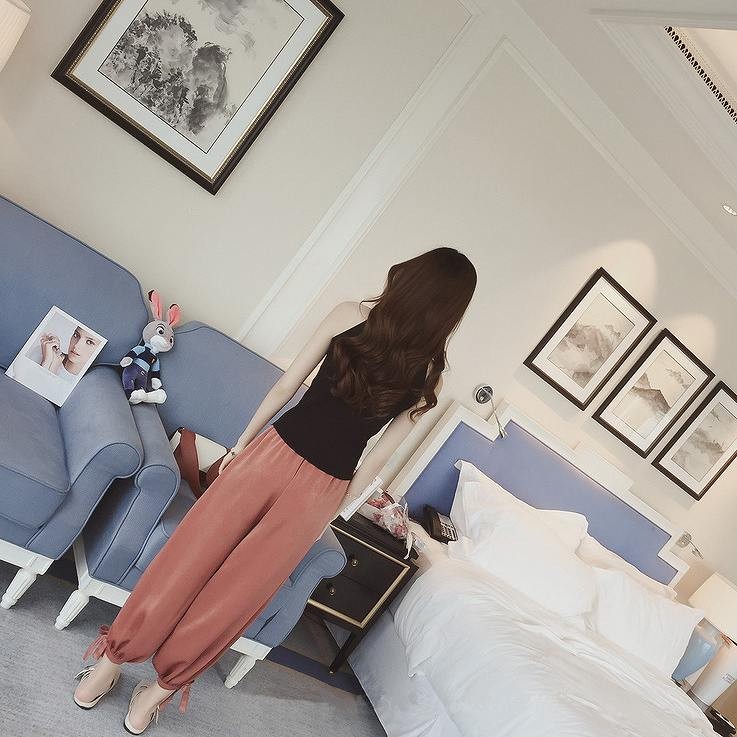 レディース　ボトムス　ロングパンツ　ハイウエスト　サルエルパンツ　ウエストゴム　無地　きれいめ　大きいサイズ　カジュアル　大人可愛い　フェミニン　デート　お出かけ　デイリー　レッド　グレー　ブラック　送料無料