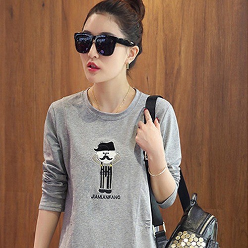 レディース　トップス　ロング　Tシャツ　プリント　ロンT　カットソー　ラウンドネック　長袖　シンプル　大きいサイズ　カジュアル　大人可愛い　フェミニン　デート　お出かけ　ホワイト　ブラック　グレー　送料無料