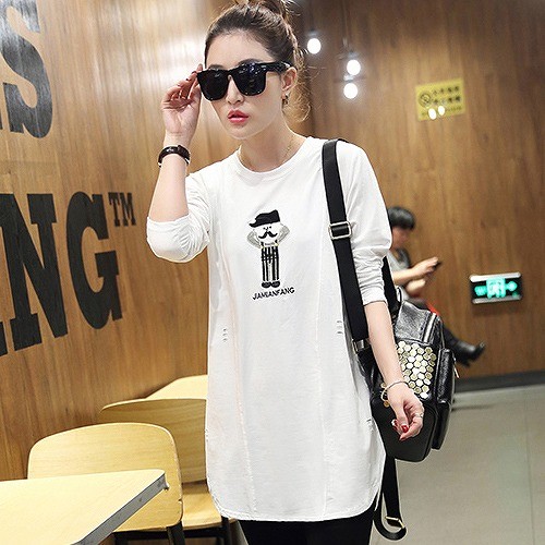 レディース　トップス　ロング　Tシャツ　プリント　ロンT　カットソー　ラウンドネック　長袖　シンプル　大きいサイズ　カジュアル　大人可愛い　フェミニン　デート　お出かけ　ホワイト　ブラック　グレー　送料無料