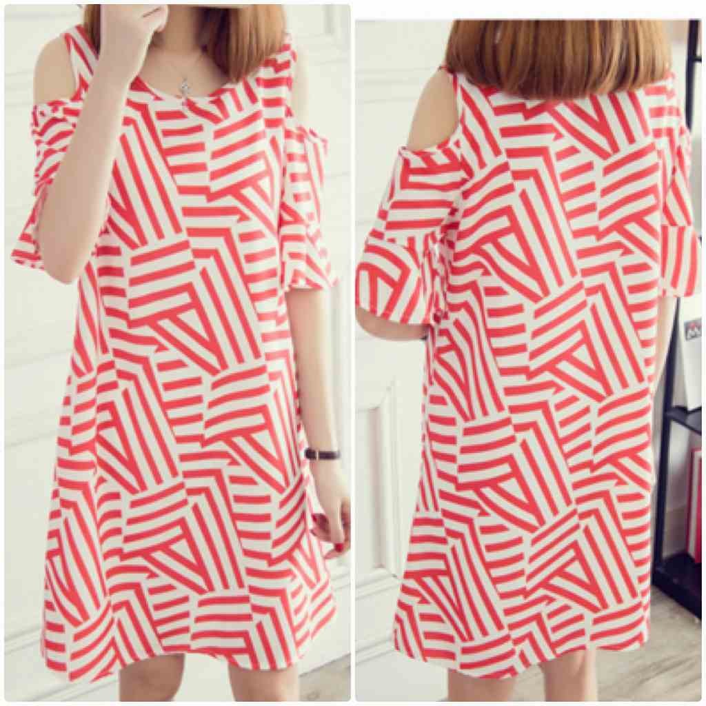 レディース　ワンピース　フレアスリーブ　ショルダーカット　ラウンドネック　カジュアル　キュート　フェミニン　セクシー　きれいめ　上品　エレガント　おしゃれ　お出かけ　お呼ばれ　レッド　ブラック　ネイビー　赤　黒　紺色　S　M　L　XL　サイズ　送料無料