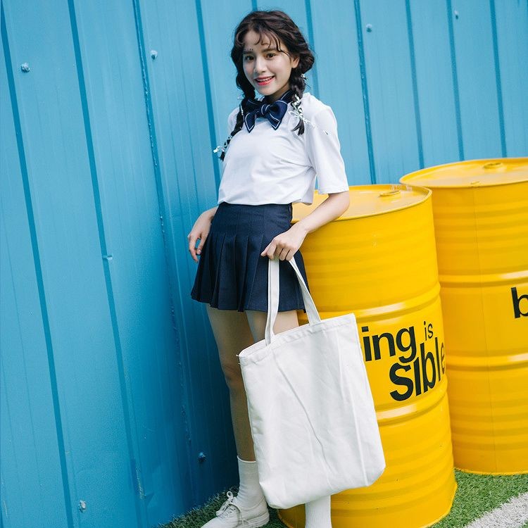 レディース　Tシャツ　半袖　ラウンドネック　ショートスリーブ　トップス　カジュアル　キュート　可愛い　フェミニン　エレガント　セクシー　おしゃれ　お出かけ　お呼ばれ　ピンク　ブラウン　ホワイト　レッド　白　赤　茶色　S　M　L　XL　サイズ　送料無料