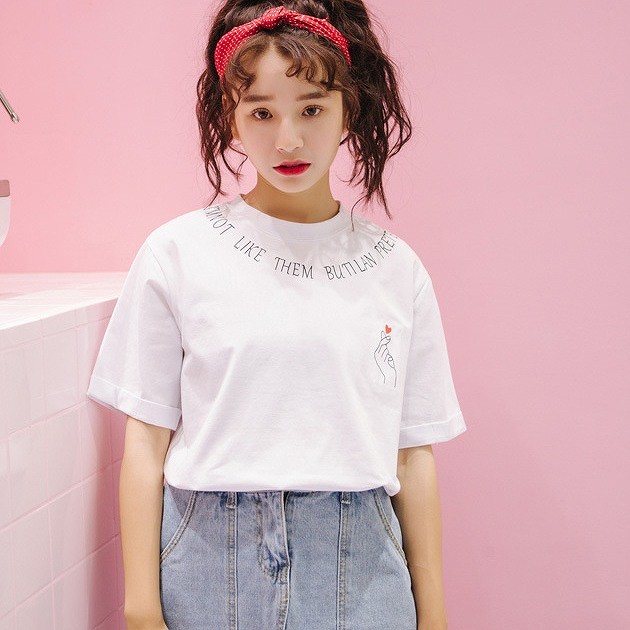 レディース　Tシャツ　半袖　クルーネック　プリント　ショートスリーブ　トップス　カジュアル　キュート　可愛い　フェミニン　エレガント　セクシー　おしゃれ　お出かけ　お呼ばれ　ホワイト　ブラウン　茶色　白　S　M　L　XL　サイズ　送料無料