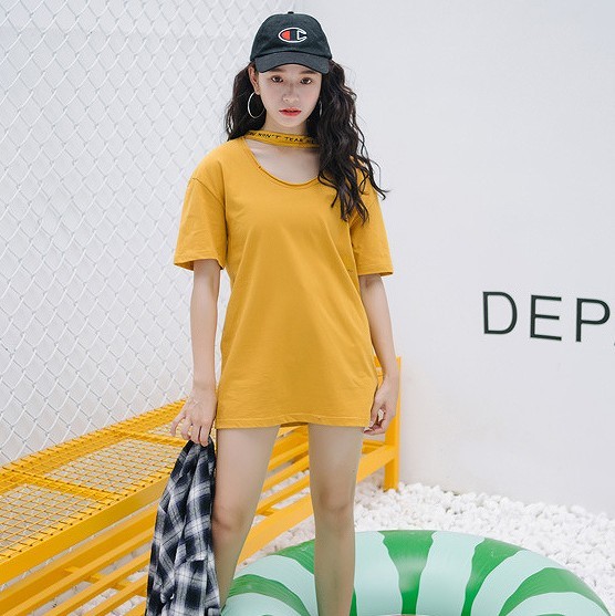 レディース　Tシャツ　半袖　ラウンドネック　ショートスリーブ　トップス　カジュアル　キュート　可愛い　フェミニン　エレガント　セクシー　おしゃれ　お出かけ　お呼ばれ　ブラック　ホワイト　イエロー　黄色　白　黒　S　M　L　XL　サイズ　送料無料