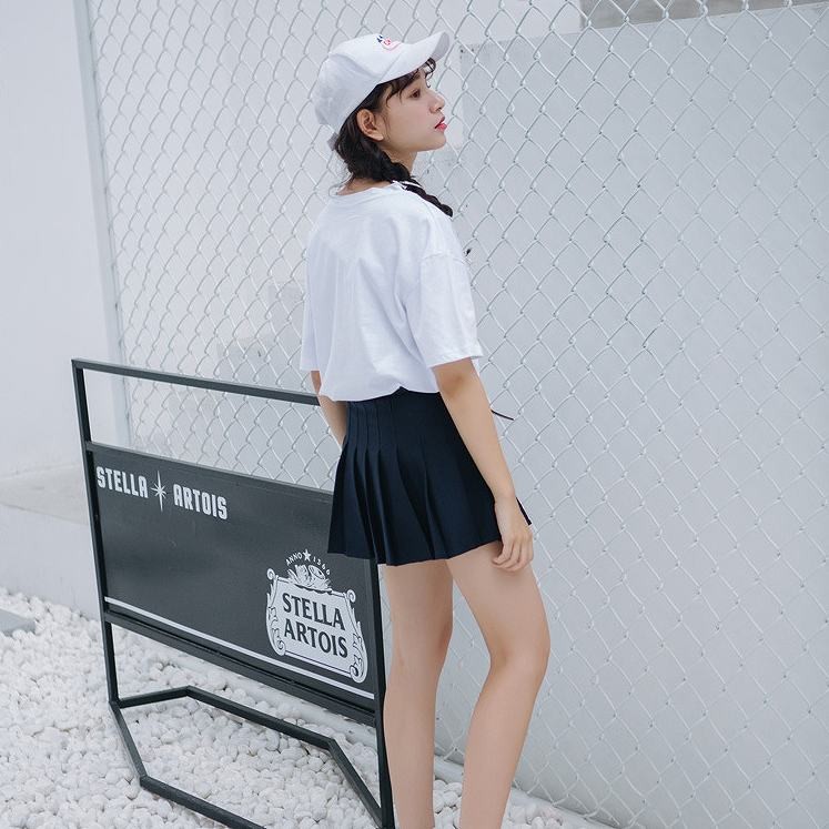 レディース　Tシャツ　半袖　ラウンドネック　ショートスリーブ　トップス　カジュアル　キュート　可愛い　フェミニン　エレガント　セクシー　おしゃれ　お出かけ　お呼ばれ　ブラック　ホワイト　イエロー　黄色　白　黒　S　M　L　XL　サイズ　送料無料