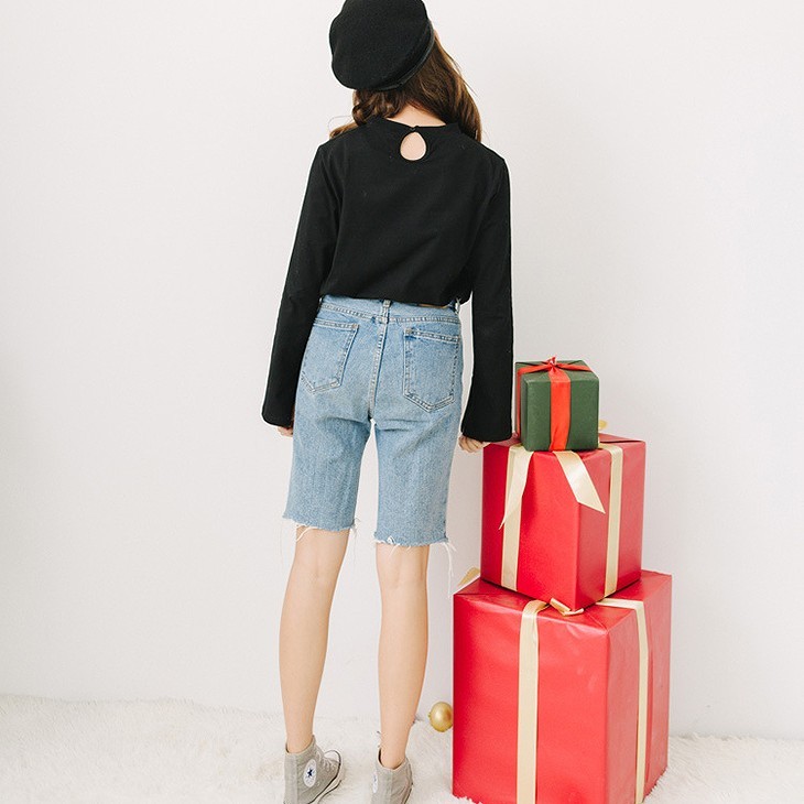 レディース　トップス　Tシャツ　カットソー　ラウンドネック　長袖　無地　超ロングスリーブ　大きいサイズ　カジュアル　大人可愛い　フェミニン　デート　お出かけ　デイリー　ホワイト　ベージュ　ブラック　送料無料