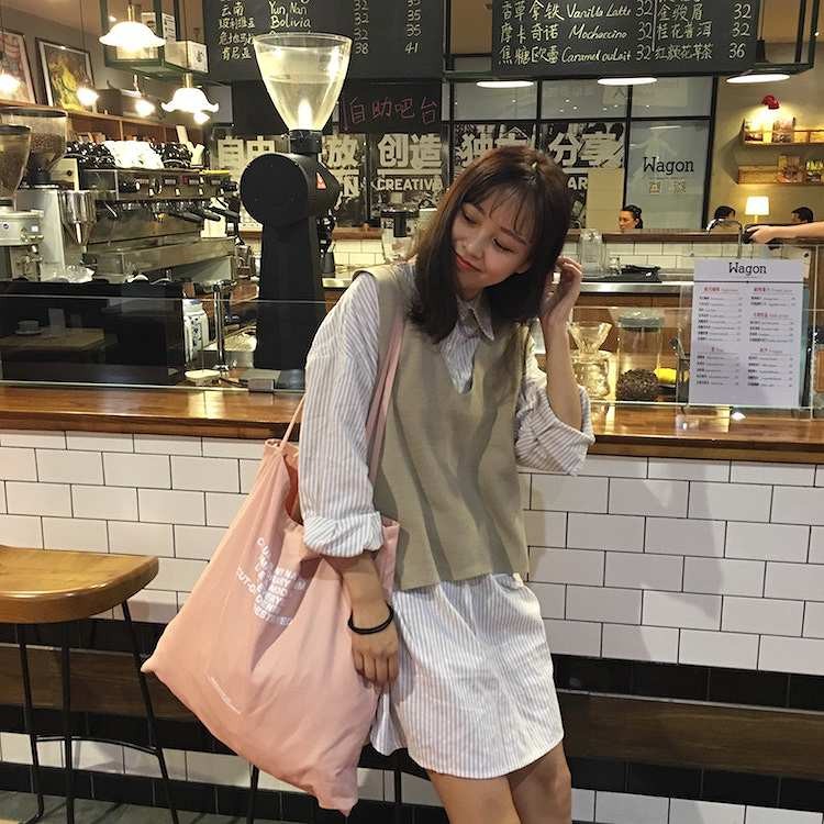 レディース　トップス　ストライプシャツ　ベスト　Vネック　無地　シャツワンピ　長袖　シンプル　フリーサイズ　ゆったり　おしゃれ　カジュアル　大人可愛い　フェミニン　デート　お出かけ　普段着　ベージュ　ホワイト　送料無料