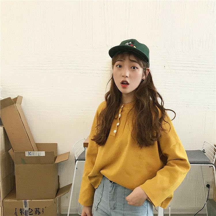 レディース　トップス　Tシャツ　長袖　バットスリーブ　ボタン　無地　カットソー　秋　シンプル　ゆったり　おしゃれ　カジュアル　大人可愛い　フェミニン　デート　お出かけ　普段着　オレンジ　ブルー　イエロー　送料無料