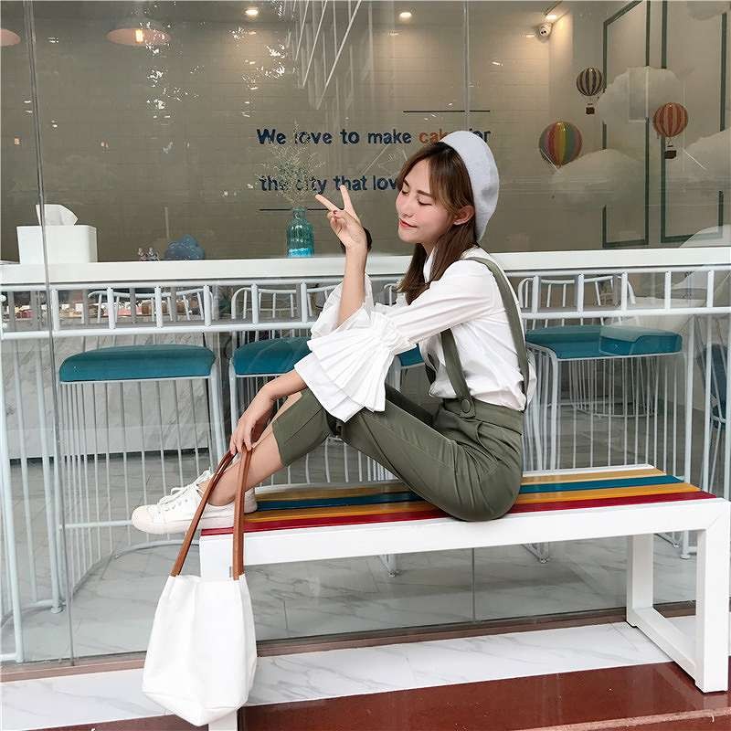 レディース　セットアップ　7分袖シャツ　袖フリル　ボトムス　サロペット　オーバーオール　クロップドパンツ　無地　フリーサイズ　カジュアル　大人可愛い　デイリー　お出かけ　デート　カーキ　送料無料