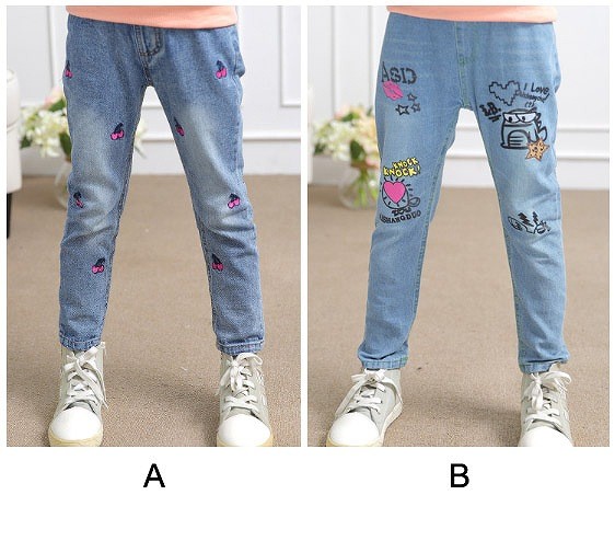 キッズ　ジュニア　子供服　女　女の子　ストレート　デニム　パンツ　長ズボン　さくらんぼ　キスマーク　アニマル　　送料無料
