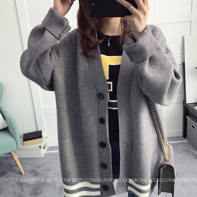 レディース　トップス　カーディガン　アウター　ニット　春　秋　シンプル　無地　ボタン　ライン　カジュアル　可愛い　フェミニン　ゆったり　おしゃれ　通勤　通学　ブラック　ブラウン　グレー　送料無料