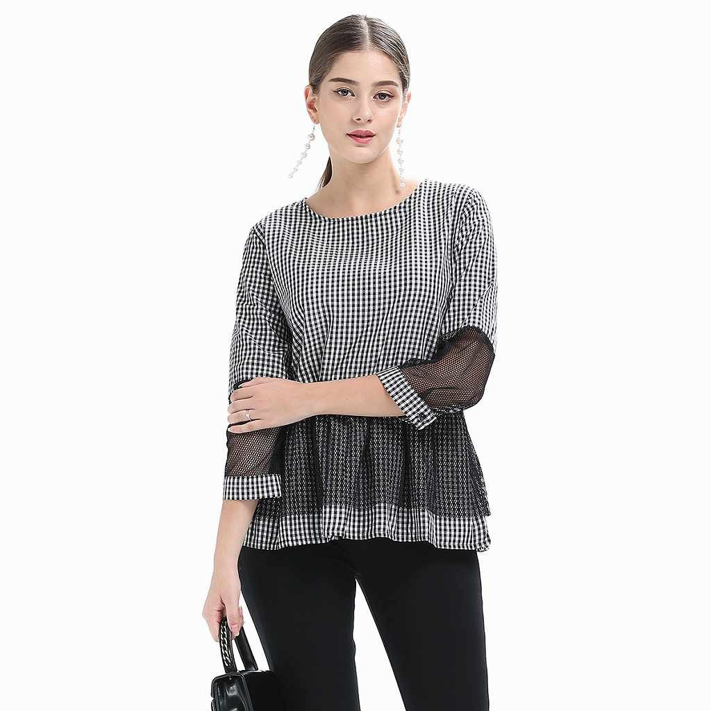 レディース　ギンガムチェック　チェック柄　ブラウス　ロングシャツ　長袖　ロングスリーブ　トップス　カジュアル　キュート　大人　可愛い　フェミニン　セクシー　おしゃれ　お出かけ　デイリー　ブラック×ホワイト　S　M　L　XL　サイズ　送料無料