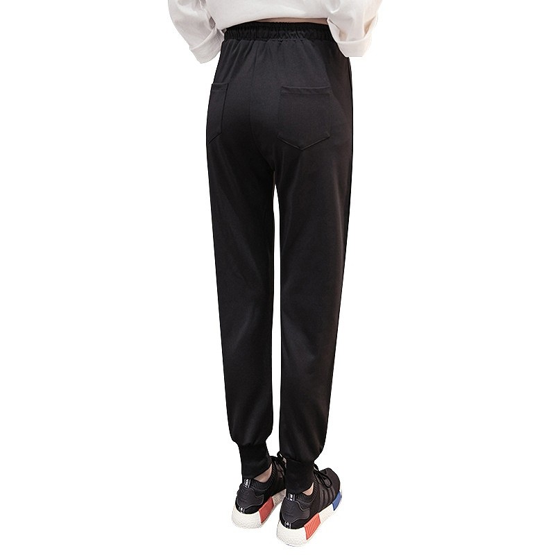 レディース　ボトムス　パンツ　スウェットパンツ　秋　冬　無地　ワッペン　ウエストゴム　カジュアル　可愛い　スポーティー　フェミニン　デート　おでかけ　普段着　ブラック　送料無料