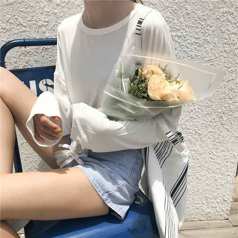 レディース　トップス　Tシャツ　長袖　無地　カットソー　オーバルネック　綿　シンプル　袖長い　ゆったり　おしゃれ　カジュアル　大人可愛い　フェミニン　デート　お出かけ　普段着　ブラック　ホワイト　イエロー　オレンジ　送料無料