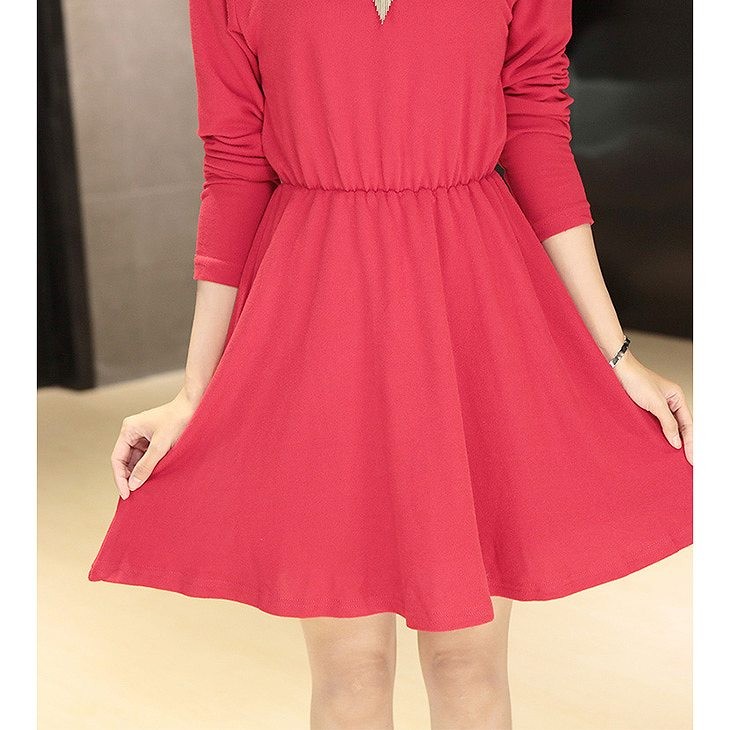 レディース　ワンピース　ニット　無地　フレア　長袖　膝丈　ギャザ―　セクシー　エレガント　フリーサイズ　シンプル　パーティ　女子会　お出かけ　デート　ブラック　レッド　ブルー　グリーン　イエロー　パープル　ピンク　グレー　オレンジ　送料無料