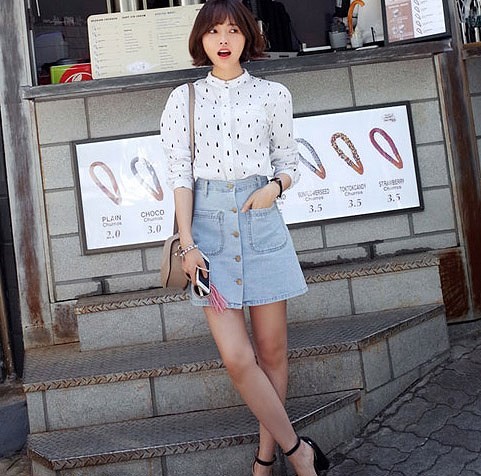 レディース　ハイウエスト　ミニ　スカート　デニム　ジーンズ　前ボタン　水色　ブルー　青　送料無料