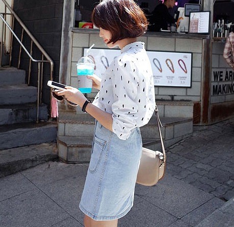 レディース　ハイウエスト　ミニ　スカート　デニム　ジーンズ　前ボタン　水色　ブルー　青　送料無料