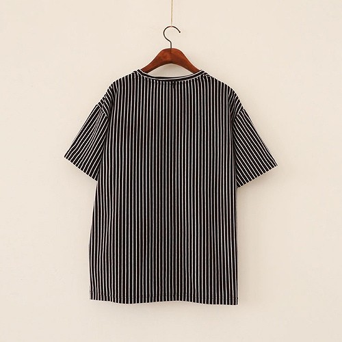 レディース　トップス　Tシャツ　カットソー　ラウンドネック　半袖　シンプル　ストライプ　キュート　かわいい　フリーサイズ　カジュアル　大人可愛い　フェミニン　デート　お出かけ　ホワイト　ブラック　送料無料