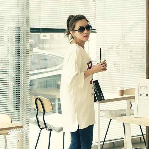 レレディース　トップス　Tシャツ　ロング　カットソー　チュニック　ラウンドネック　７分袖　綿　シンプル　プリント　ゆったり　カジュアル　大人可愛い　フェミニン　デート　お出かけ　普段着　ホワイト　送料無料