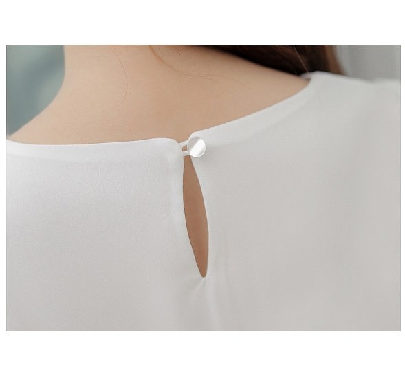 レディース　トップス　カットソー　Tシャツ　無地　フレア　ラウンドネック　Vネック　半袖　シフォン　シンプル　ゆったり　大きいサイズ　エレガント　カジュアル　大人可愛い　フェミニン　おしゃれ　通勤　デート　お出かけ　普段着　ホワイト　白　送料無料