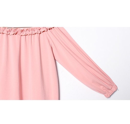 レディース　トップス　カットソー　Tシャツ　無地　長袖　レース襟　オフショルダー　綿　コットン　シンプル　ゆったり　エレガント　セクシー　カジュアル　大人可愛い　フェミニン　おしゃれ　デート　お出かけ　普段着　ブルー　ピンク　ホワイト　ブラック　送料無料