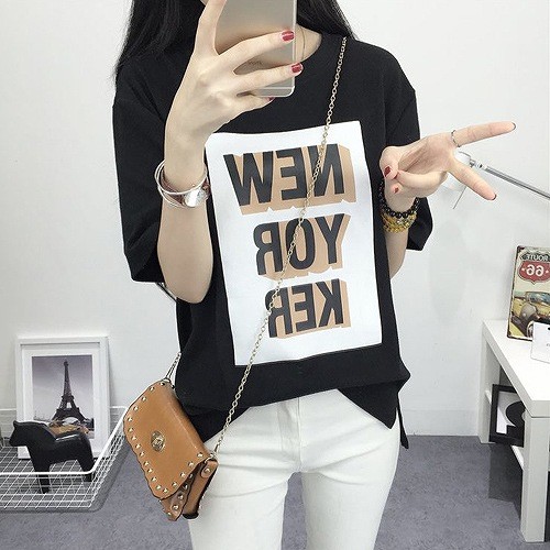 レディース　プリント　Tシャツ　半袖　ショートスリーブ　トップス　春　夏　女性　大人　カジュアル　キュート　可愛い　おしゃれ　エレガント　セクシー　ファッション　ホワイト　ブラック　白　黒　M　L　XL　XXL　サイズ　送料無料