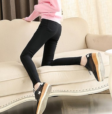 レディース　ボトムス　ペンシルパンツ　スリム　ベロアレギンス　シンプル　おしゃれ　すっきり　エレガント　カジュアル　お出かけ　デート　デイリー　普段着　ブラック　ホワイト　送料無料