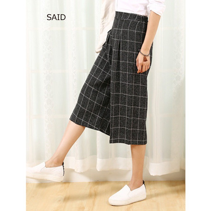 レディース　リネン　ワイドレッグパンツ　クロップド　半端丈　七分丈　ボトムス　春物　夏物　服　人気　女性　大人　婦人服　カジュアル　フェミニン　キュート　可愛い　おしゃれ　エレガント　セクシー　ブラック　グレー　黒　灰色　M　L　XL　サイズ　送料無料