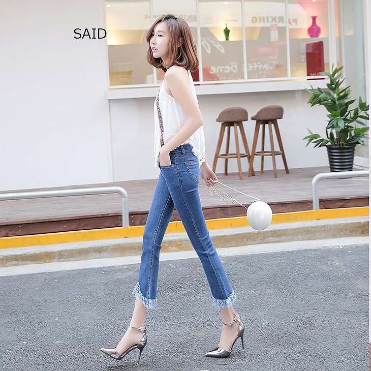 レディース　ボトムス　デニムパンツ　ジーンズ　スリム　スキニー　カットオフデニム　8分丈　無地　大人カジュアル　シンプル　デイリー　お出かけ　デート　ブラック　ブルー　送料無料