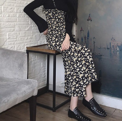 レディース　ボトムス　オールインワン　サロペット　ワイドパンツ　ガウチョパンツ　花柄　カジュアル　フェミニン　キュート　可愛い　おしゃれ　セクシー　普段着　ブラック　ベージュ　送料無料